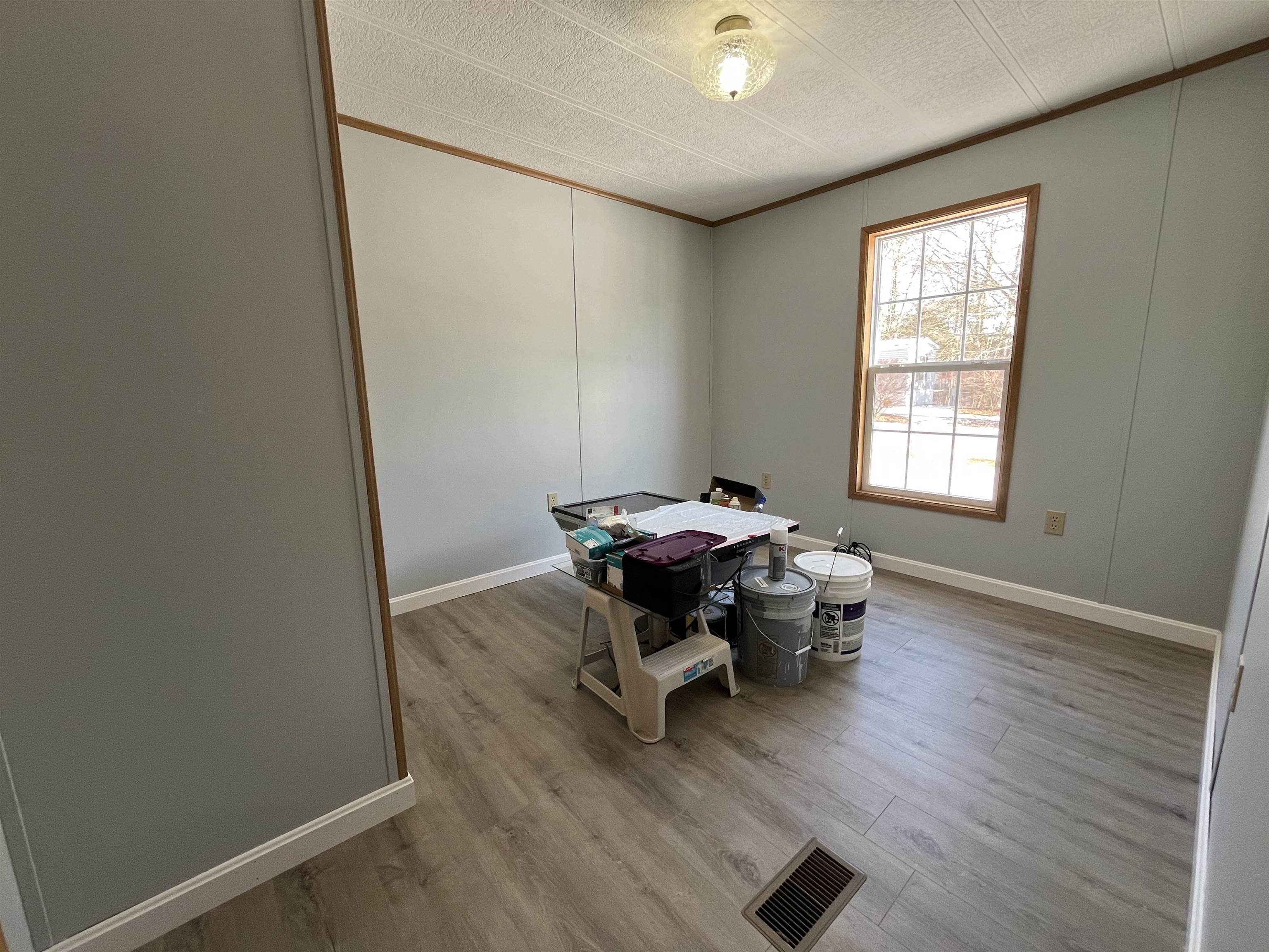 16 Agent Road Raymond, NH 03077 - Photo 17 of 21