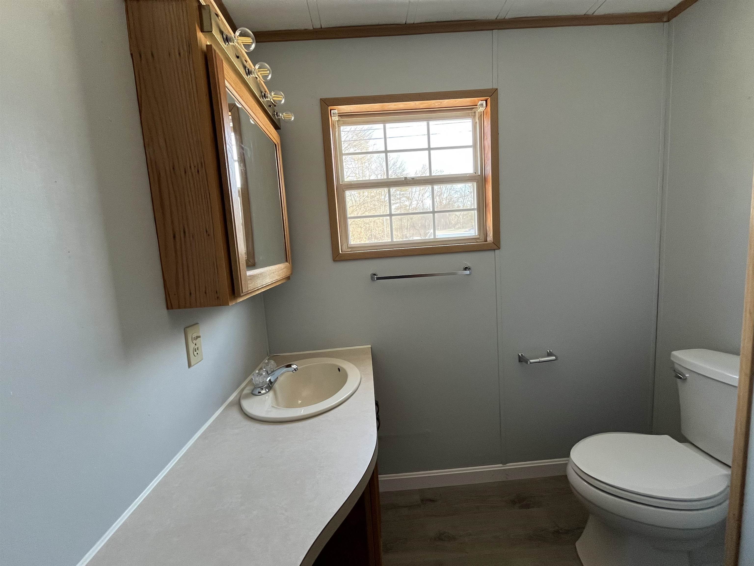 16 Agent Road Raymond, NH 03077 - Photo 19 of 21