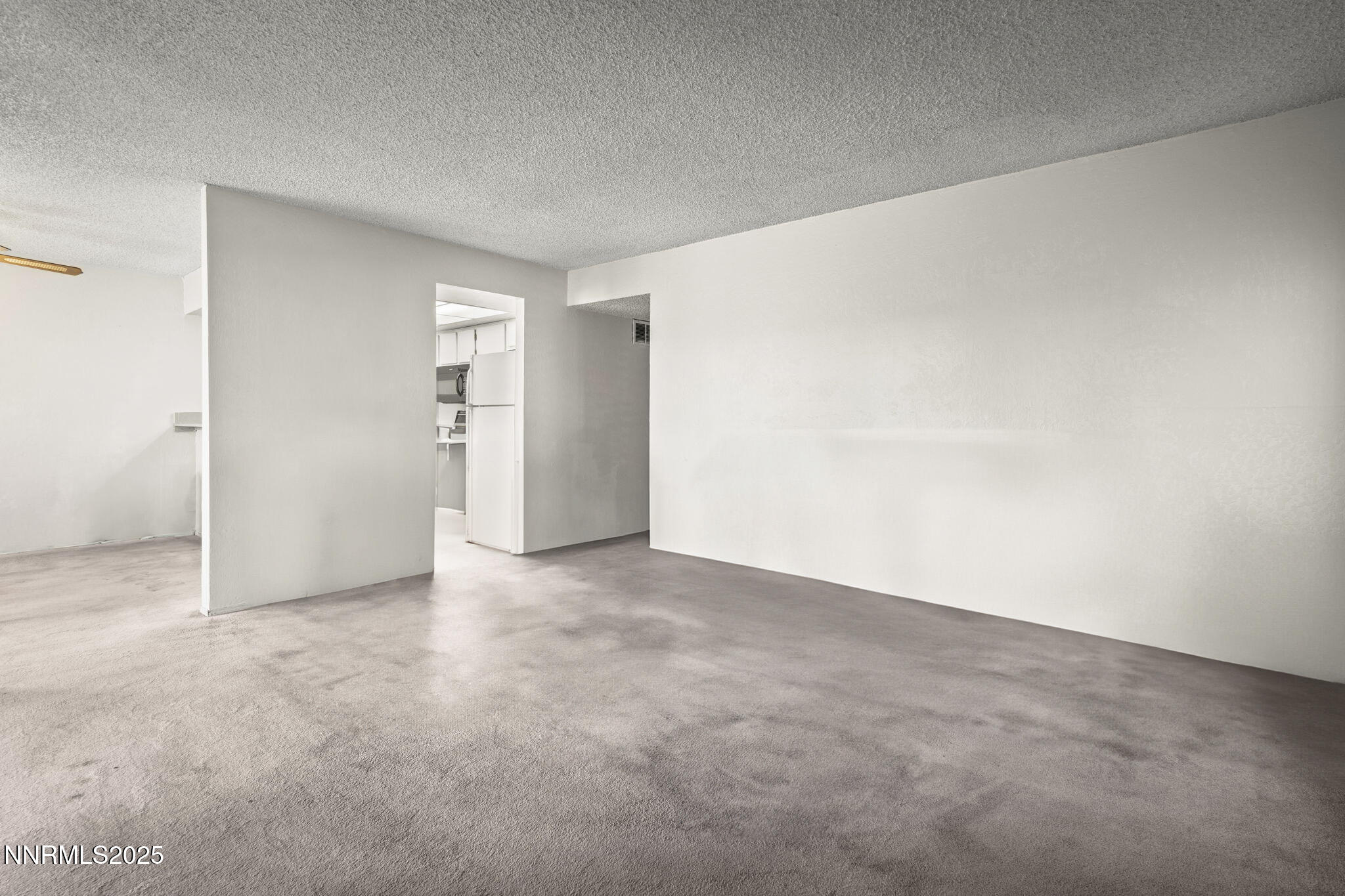 2371 Roundhouse Road Sparks, NV 89431 - Photo 3 of 15 16-web-or-mls-_DSC8207