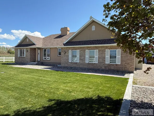 $1,396,000 | 709 East 800 North, Firth, ID 83236