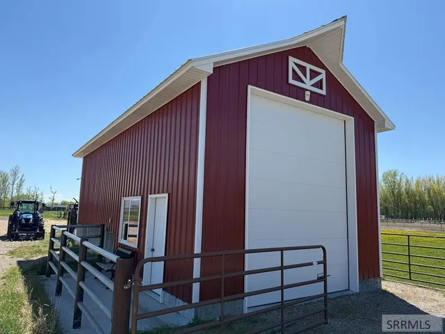 $1,396,000 | 709 East 800 North, Firth, ID 83236