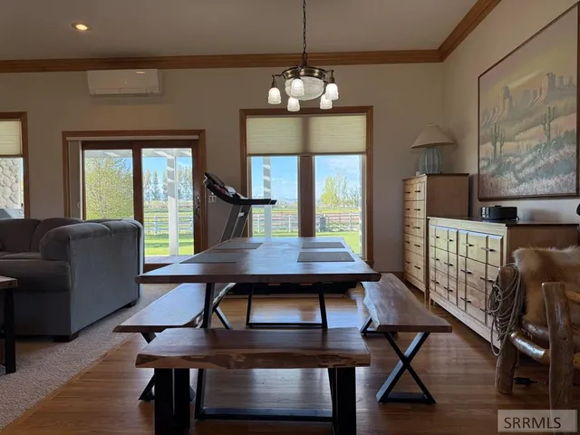 $1,396,000 | 709 East 800 North, Firth, ID 83236