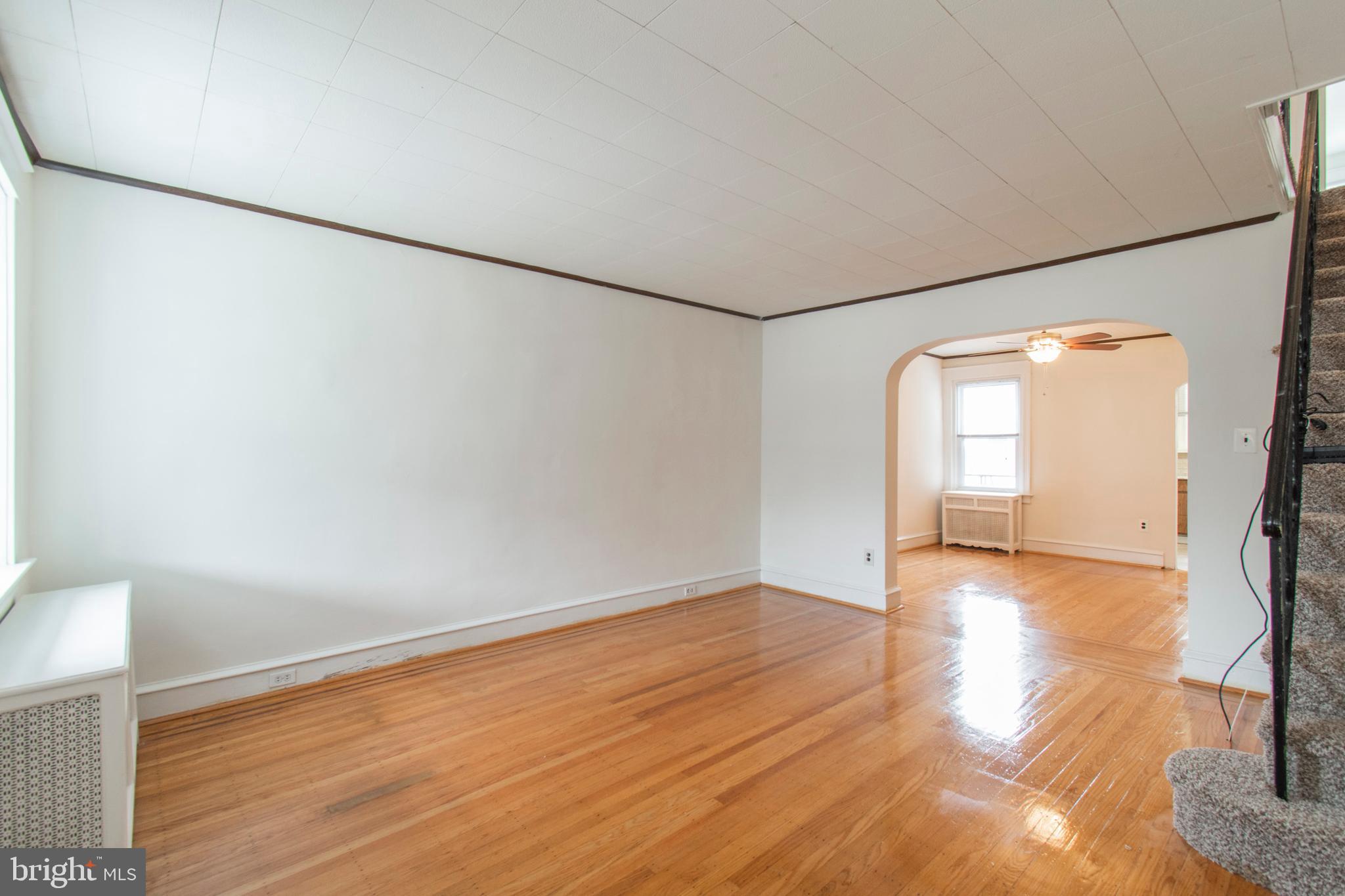 357 Margate Road Upper Darby, PA 19082 - Photo 2 of 18 Living Room