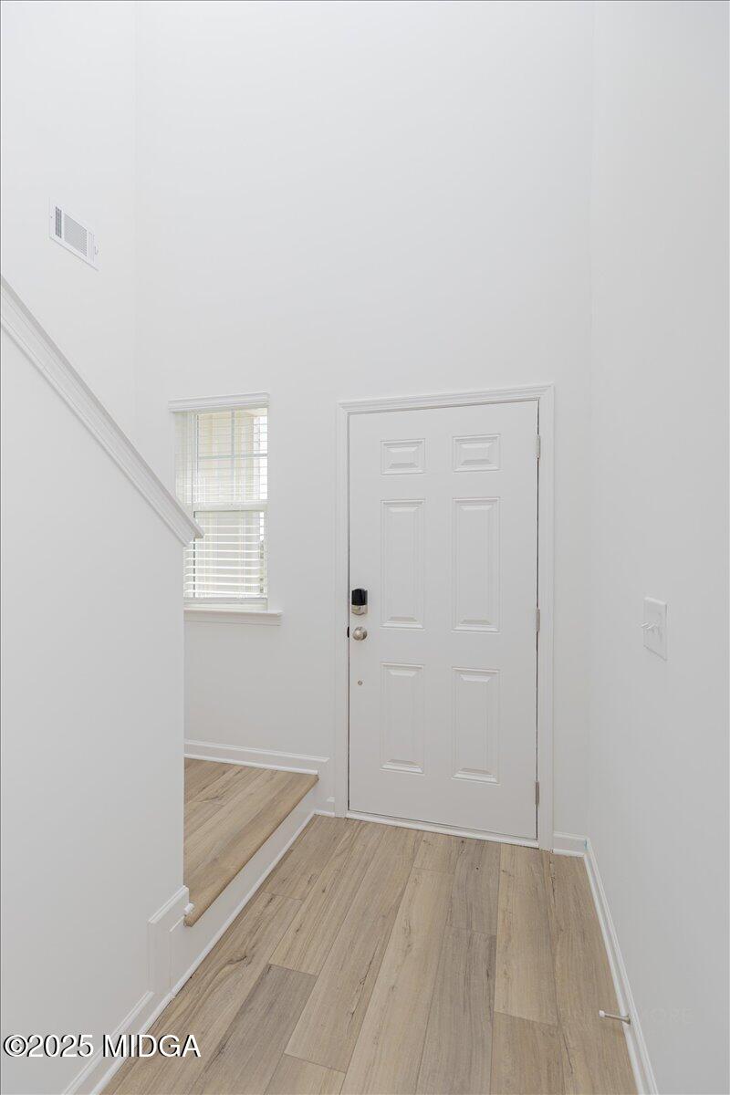 218 Hickory Rdg Trail Kathleen, GA 31047 - Photo 6 of 48 a view of an empty room