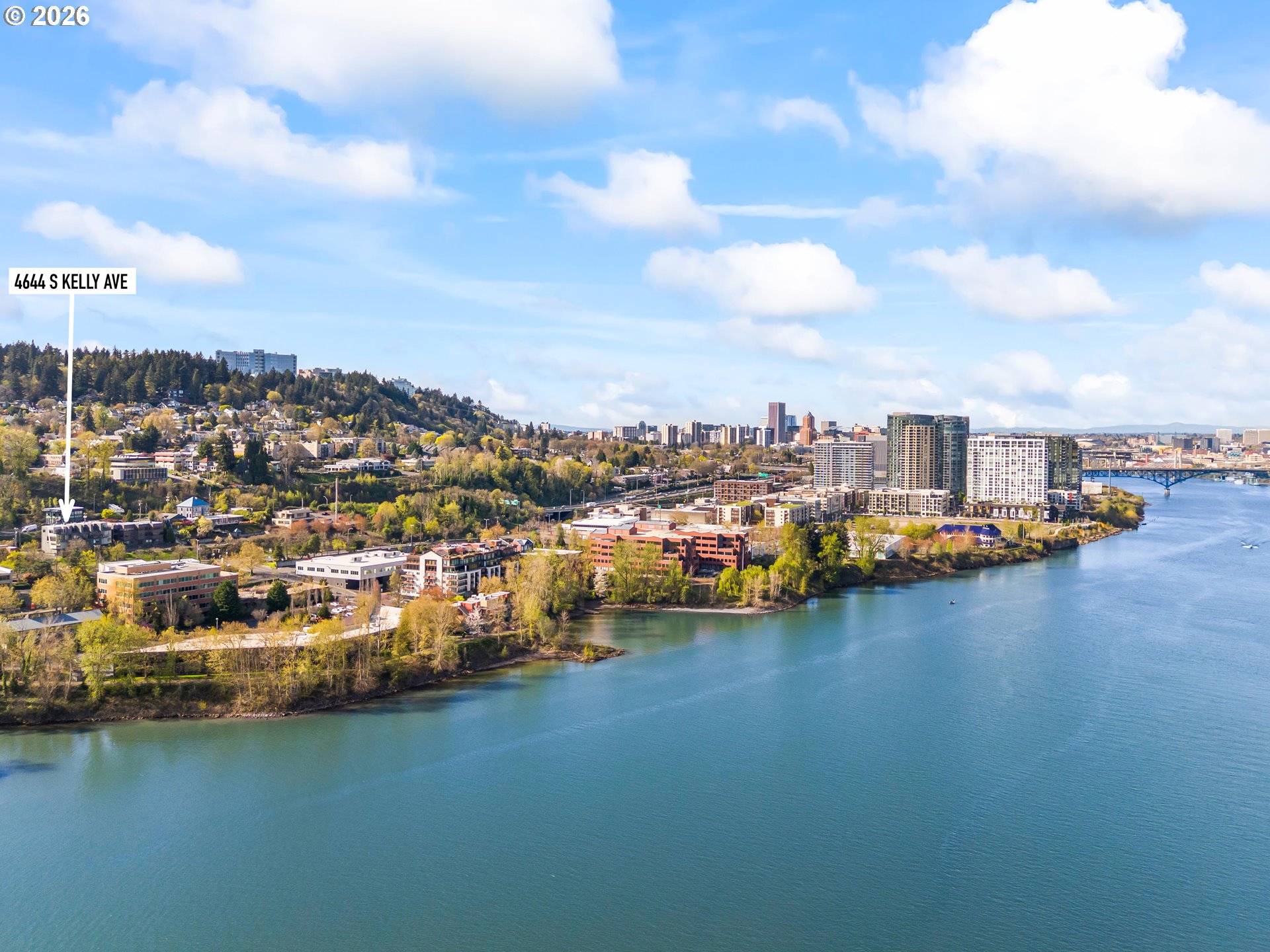 4644 South Kelly Avenue Portland, OR 97239 - Photo 38 of 42 a view of a city