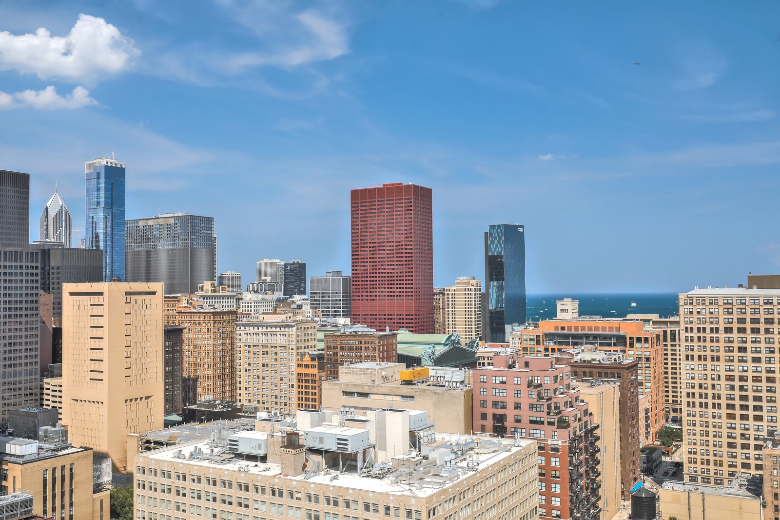 611 South Wells Street, Unit 2808 Chicago, IL 60607 - Photo 15 of 16 a picture of city view