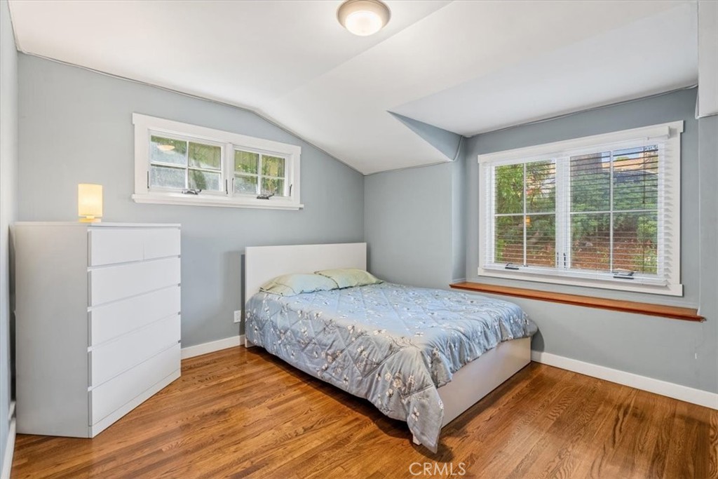 27064 Sunnyridge Road Palos Verdes Peninsula, CA 90274 - Photo 25 of 57 a bedroom with a bed and window