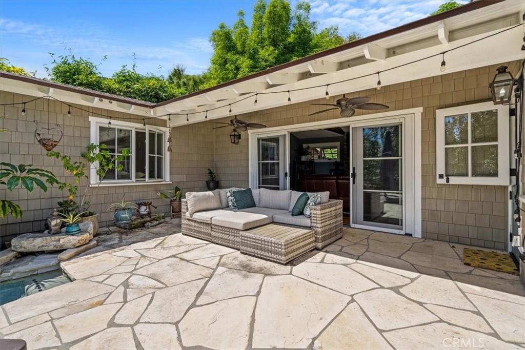 27064 Sunnyridge Road Palos Verdes Peninsula, CA 90274 - Photo 39 of 57 a building outdoor space with patio furniture and potted plants