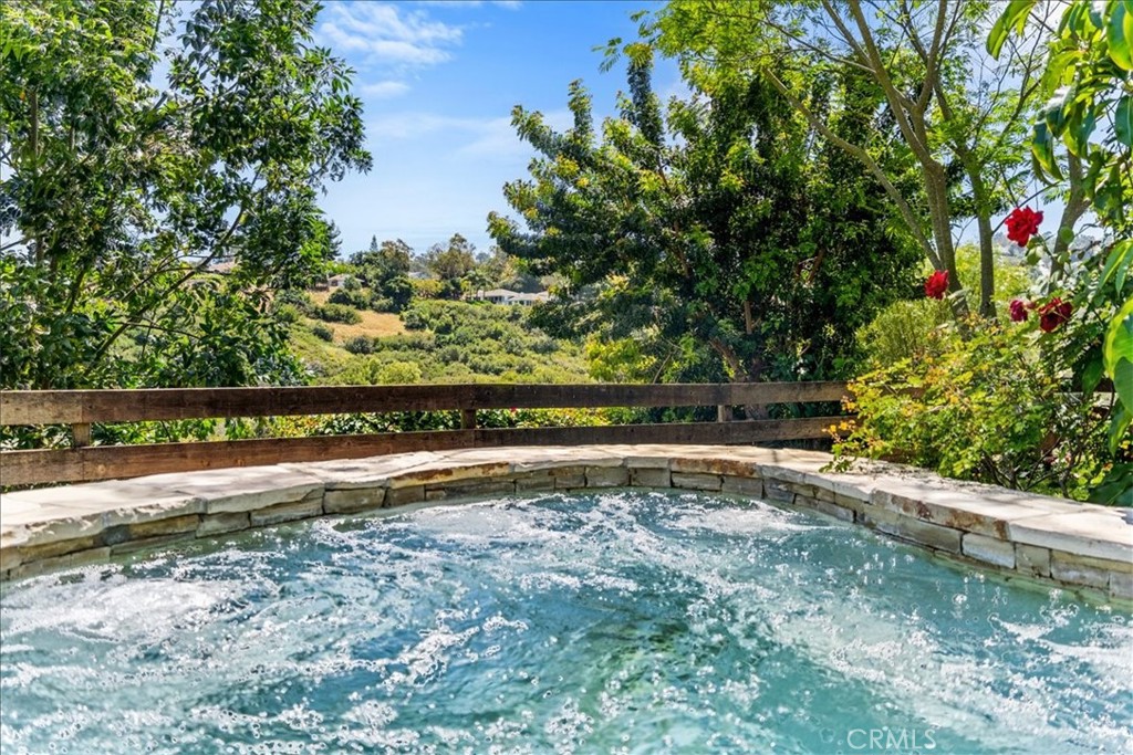 27064 Sunnyridge Road Palos Verdes Peninsula, CA 90274 - Photo 43 of 57 a view of backyard with wooden fence