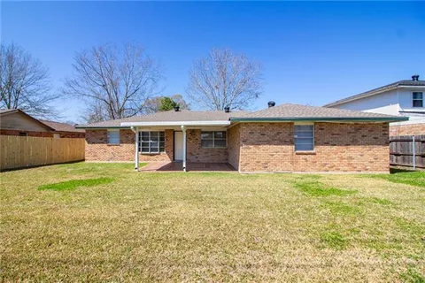 $229,900 | 1612 East Frisco Drive, Laplace, LA 70068