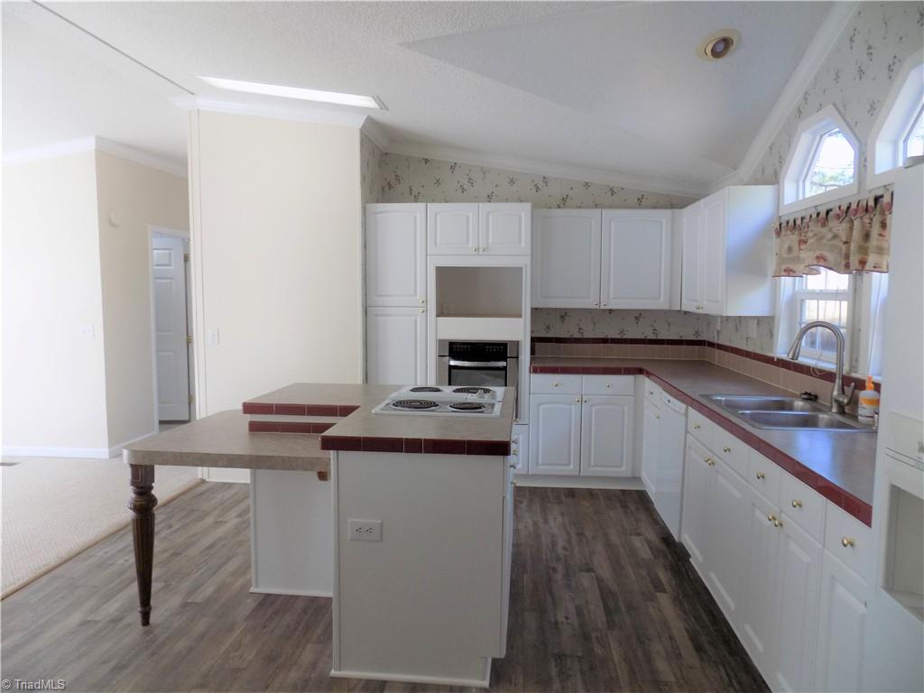 177 Christopher Road Stokesdale, NC 27357 - Photo 5 of 19 Gallery Image 5