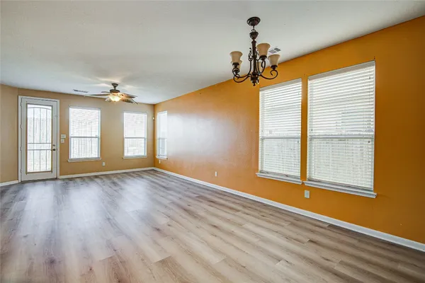 $2,200 | 4814 Mint Trail, Houston, TX 77066