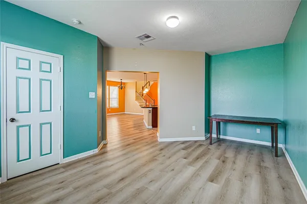 $2,200 | 4814 Mint Trail, Houston, TX 77066
