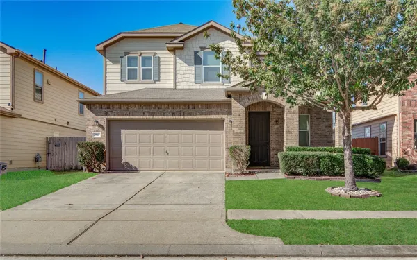 $2,200 | 4814 Mint Trail, Houston, TX 77066