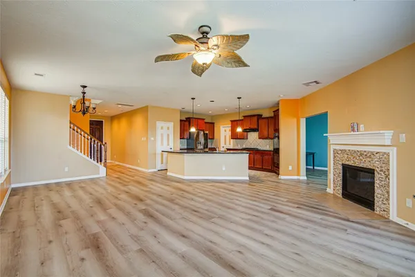 $2,200 | 4814 Mint Trail, Houston, TX 77066