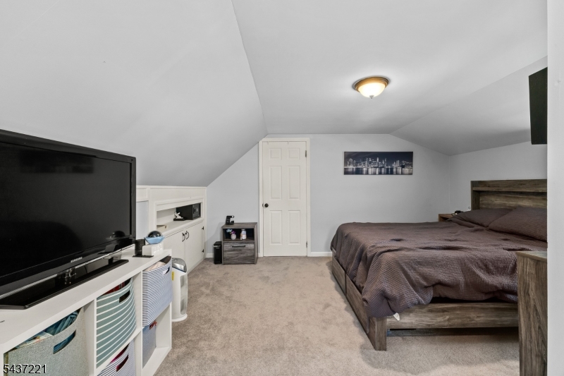 779 Hemlock Road Union, NJ 07083 - Photo 18 of 23