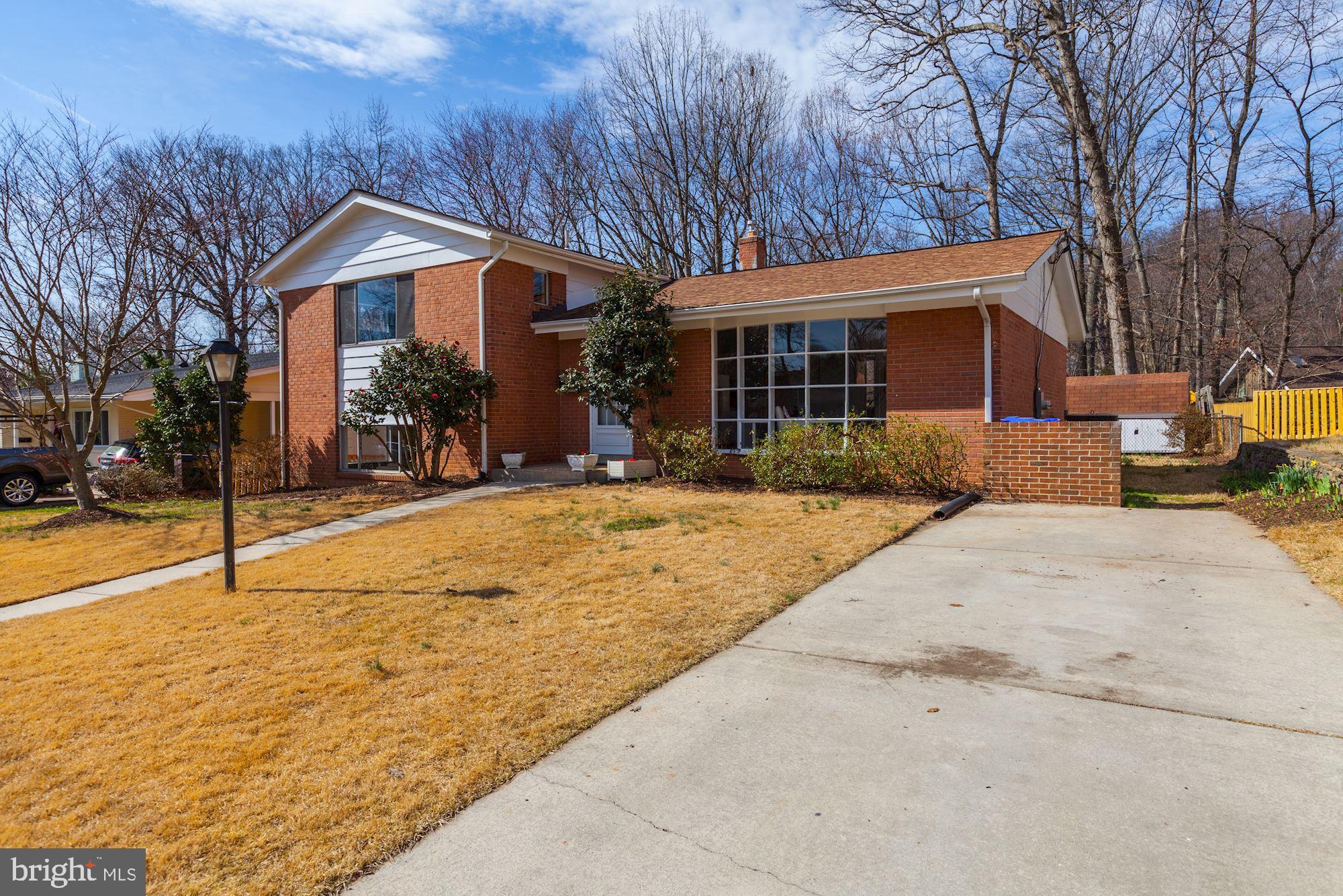 6400 Redwing Road Bethesda, MD 20817 - Photo 2 of 50