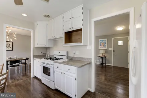 $1,250,000 | 6400 Redwing Road, Bethesda, MD 20817