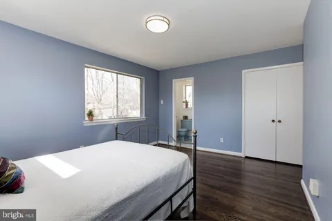 $1,250,000 | 6400 Redwing Road, Bethesda, MD 20817