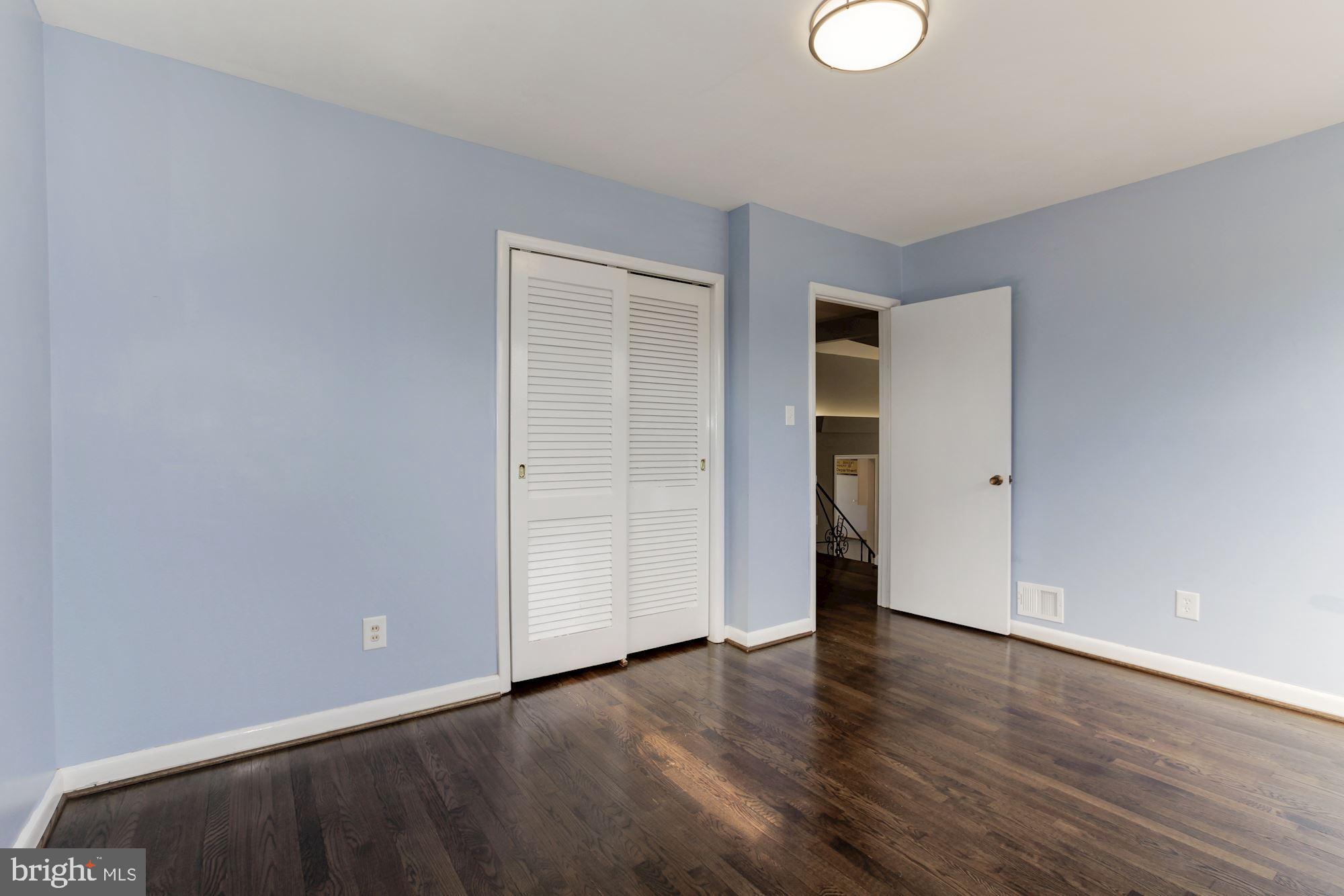 6400 Redwing Road Bethesda, MD 20817 - Photo 33 of 50