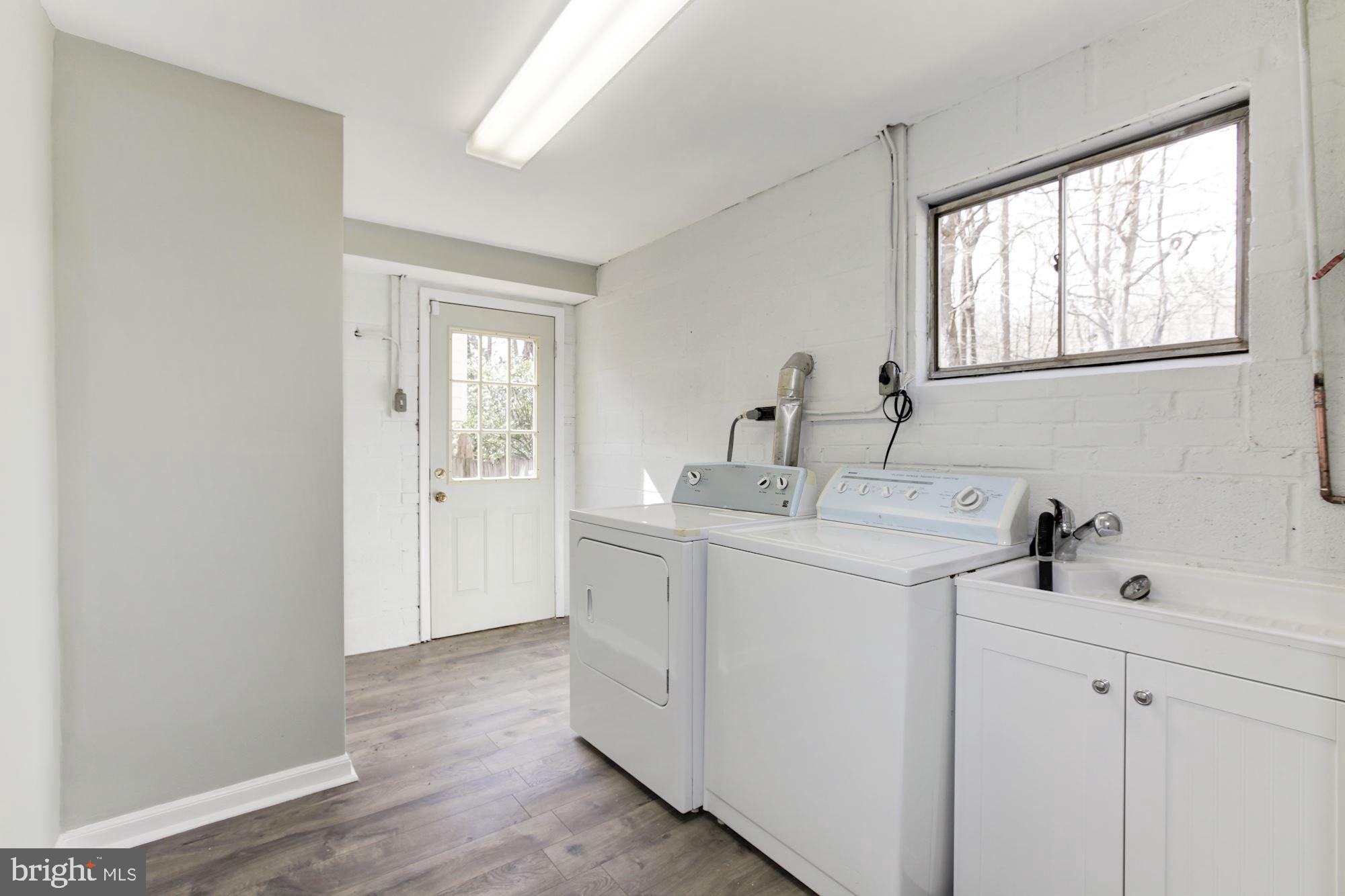 6400 Redwing Road Bethesda, MD 20817 - Photo 39 of 50