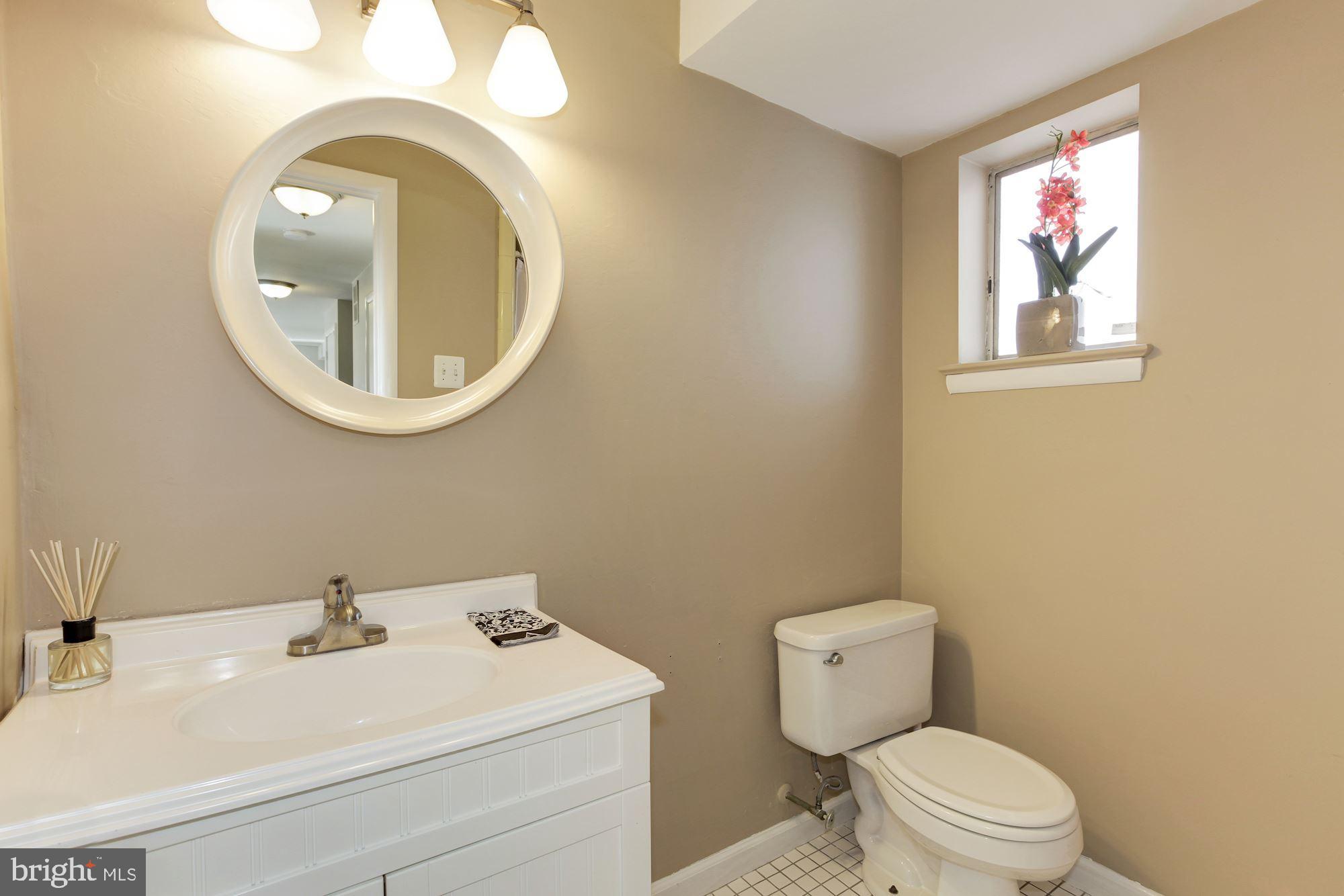 6400 Redwing Road Bethesda, MD 20817 - Photo 40 of 50