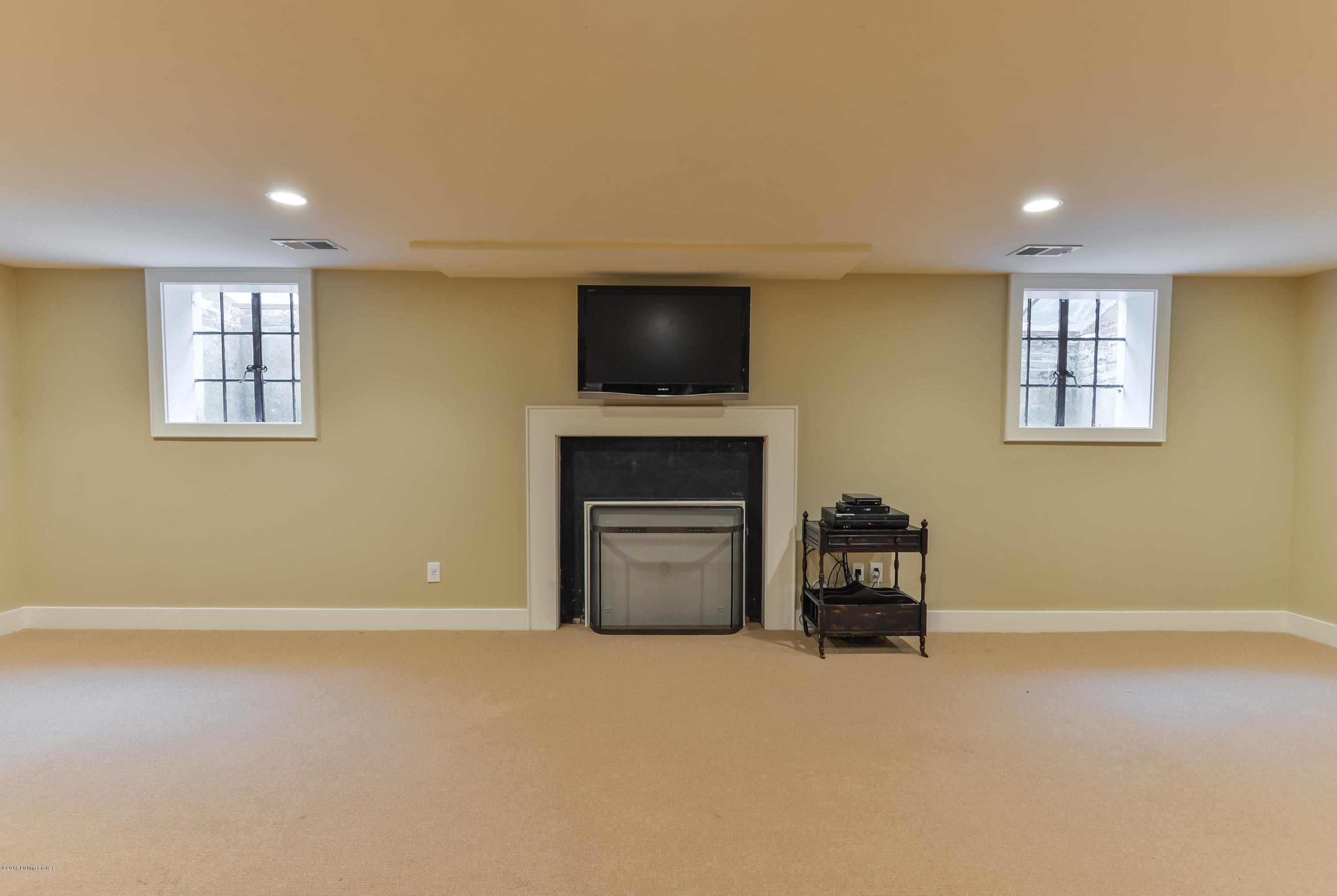 569 Sunset Road Louisville, KY 40206 - Photo 57 of 68 60 LSIR 20160303