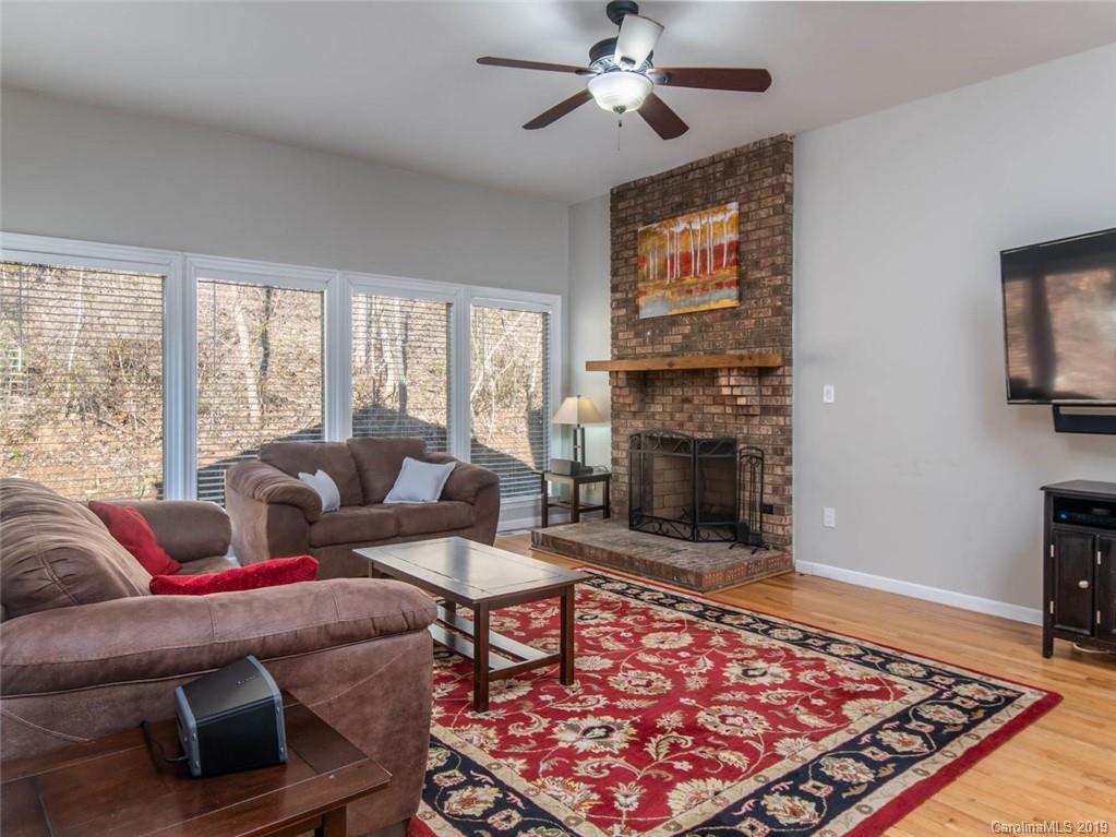 20 Gibson Road, Unit 2 Asheville, NC 28804 - Photo 11 of 31 Gallery Image 11