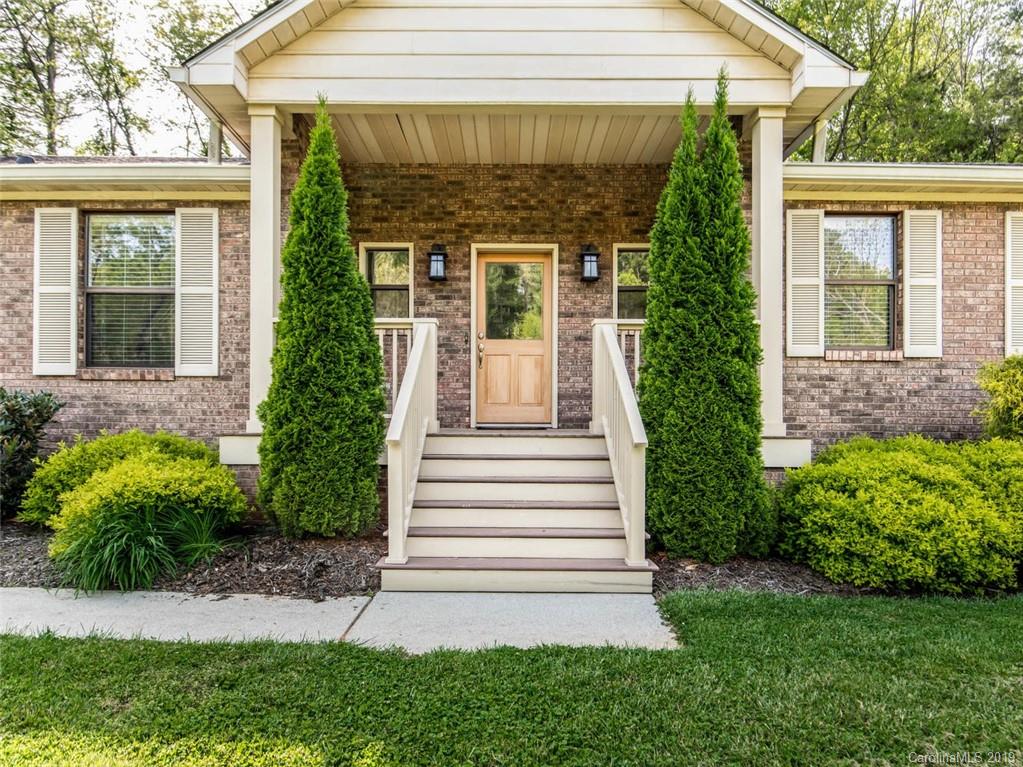 20 Gibson Road, Unit 2 Asheville, NC 28804 - Photo 3 of 31 Gallery Image 3