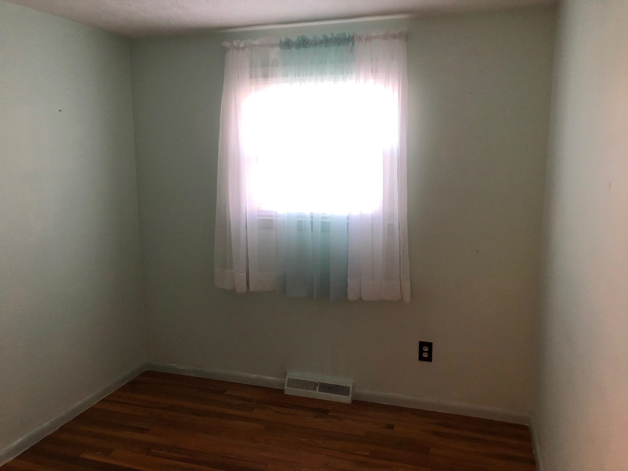 469 Weston Road Manchester, NH 03103 - Photo 16 of 25 Gallery Image 16
