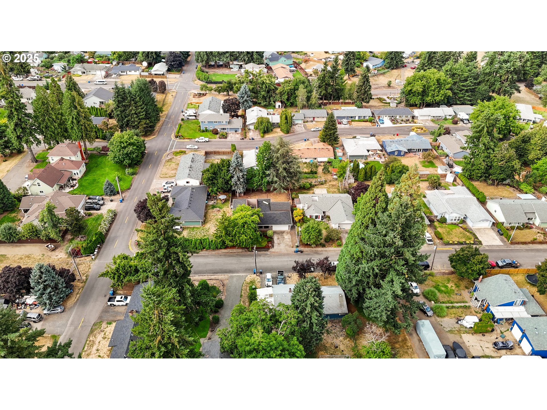 2356 B Street Hubbard, OR 97032 - Photo 4 of 32 a picture of city view