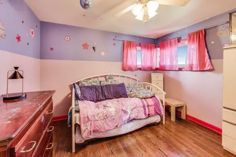 $379,000 | 6936 West Oakton Court, Niles, IL 60714