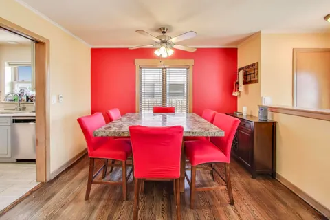 $379,000 | 6936 West Oakton Court, Niles, IL 60714