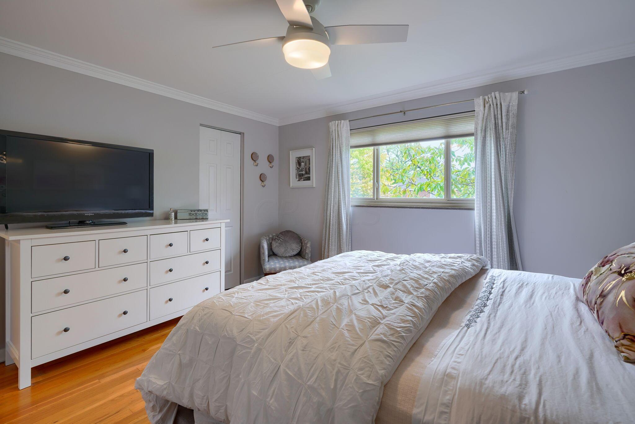1884 Kentwell Road Columbus, OH 43221 - Photo 21 of 48 Bedroom #1