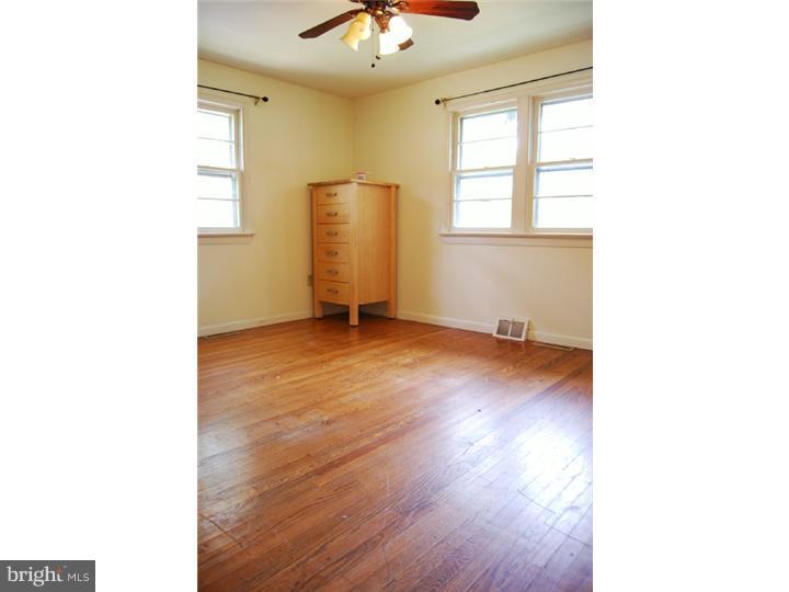 170 Stagecoach Road Turnersville, NJ 08012 - Photo 8 of 11 Gallery Image 8