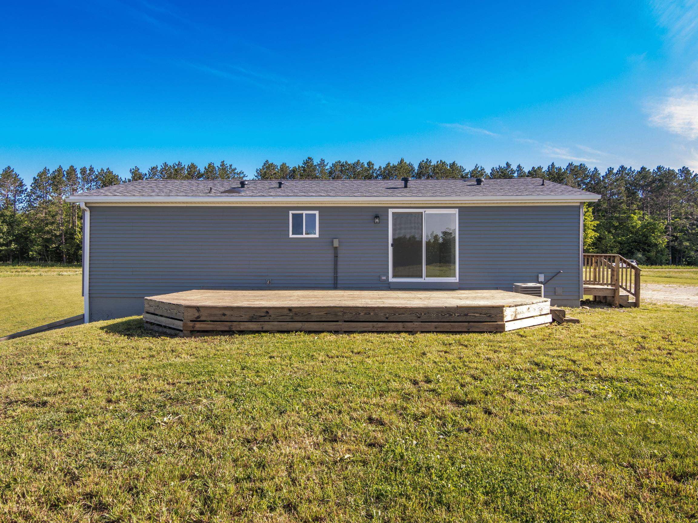 8325 Schell Road Buckley, MI 49620 - Photo 6 of 34