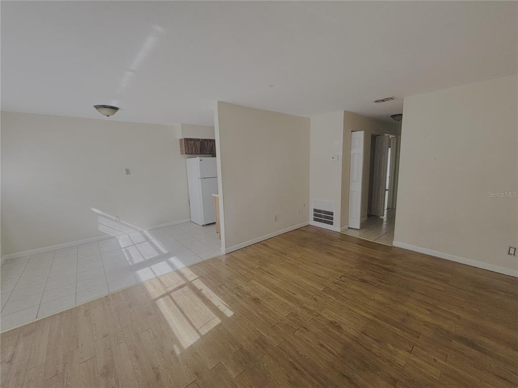 1915 Southwest 70th Terrace, Unit B Gainesville, FL 32607 - Photo 5 of 12