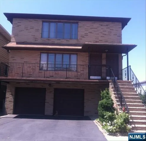 $3,000 | 225 6th Street, Unit 2, Fairview, NJ 07022