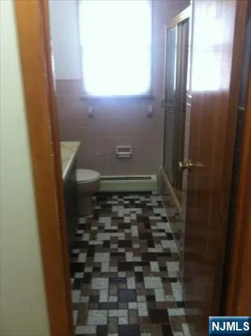 $3,000 | 225 6th Street, Unit 2, Fairview, NJ 07022