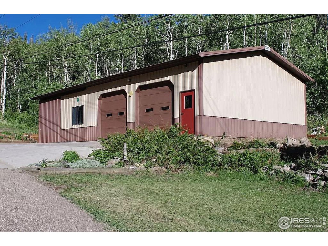 16705 Rist Canyon Road Bellvue, CO 80512 - Photo 4 of 25 a house view with a outdoor space