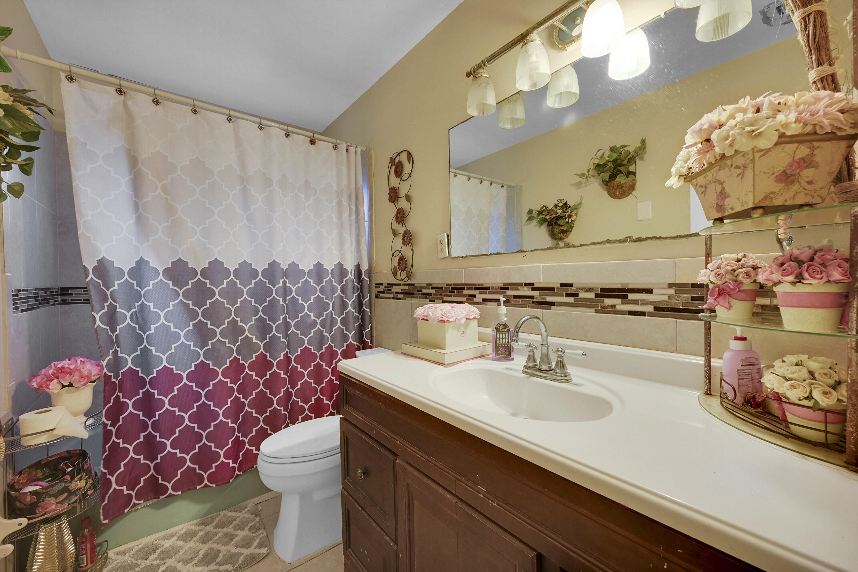 1445 West 34th Street Riviera Beach, FL 33404 - Photo 15 of 23 14_bathroom 1
