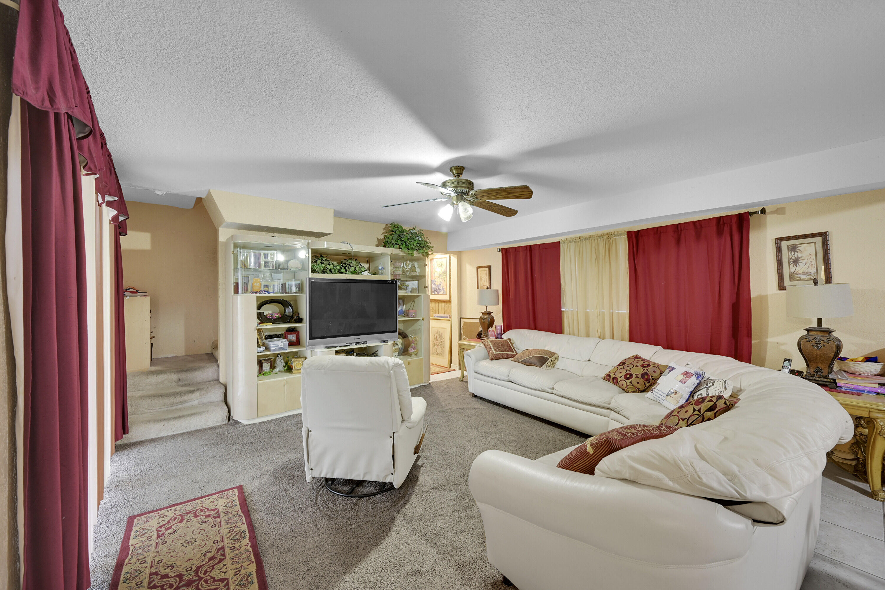 1445 West 34th Street Riviera Beach, FL 33404 - Photo 7 of 23 07_53172 (11)