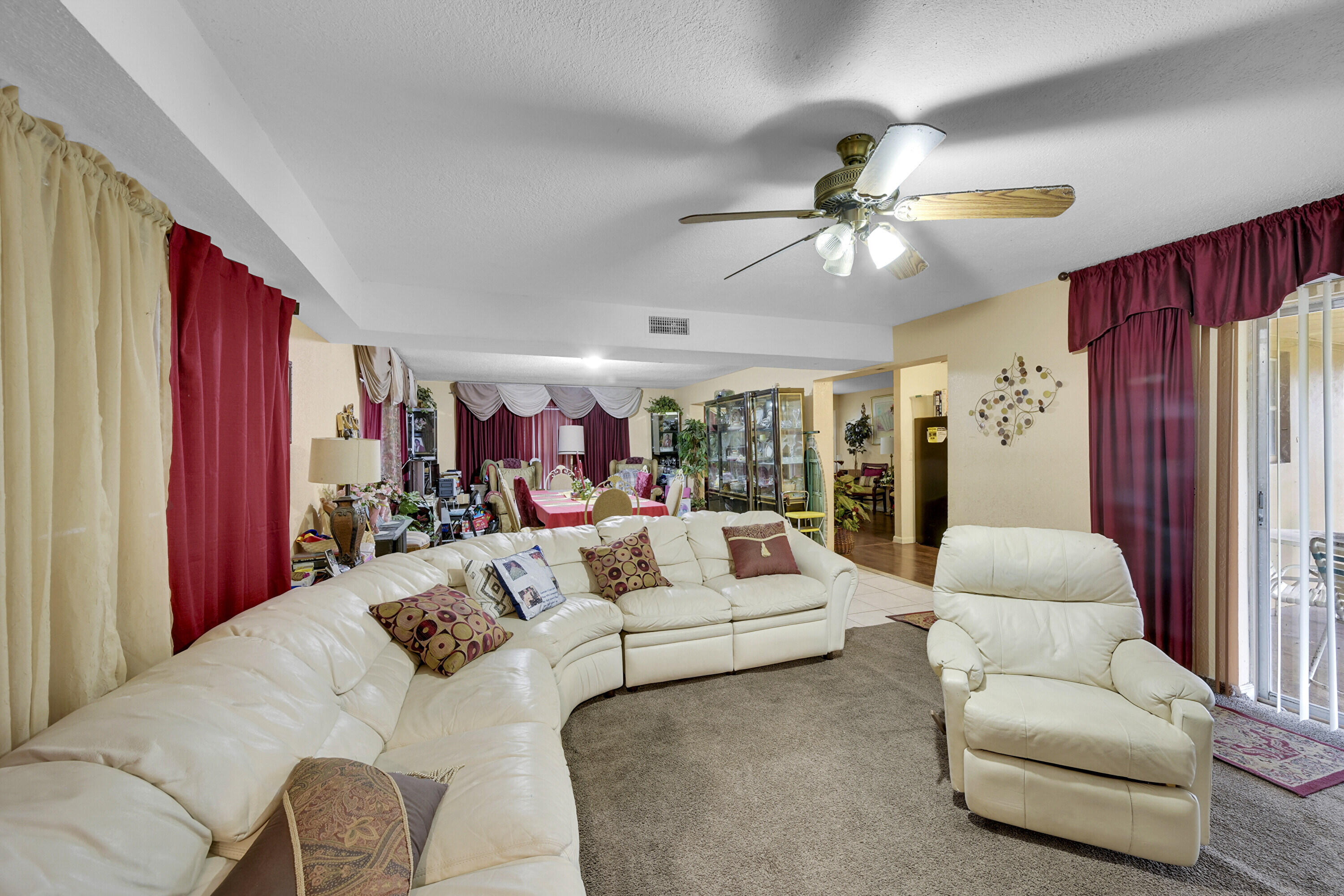 1445 West 34th Street Riviera Beach, FL 33404 - Photo 8 of 23 08_53172 (14)