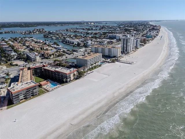 $599,000 | 17580 Gulf Boulevard, Unit 403, Redington Shores, FL 33708