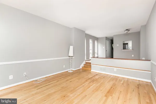 $2,400 | 17 West Hill Street, Baltimore, MD 21230