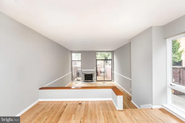 $2,400 | 17 West Hill Street, Baltimore, MD 21230