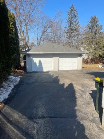 a view of a yard in front of a house