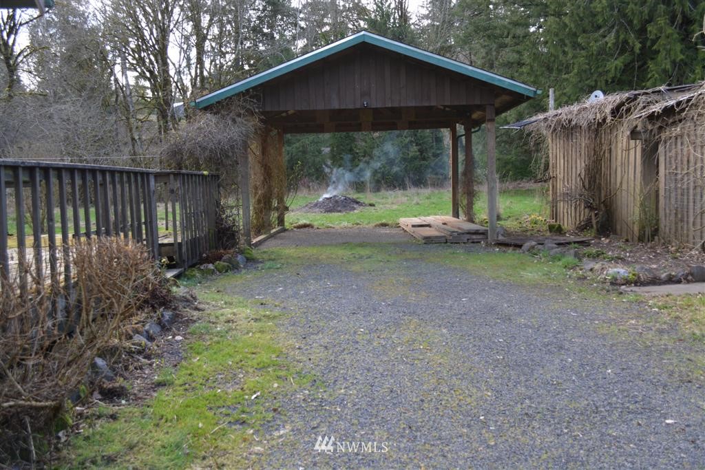 144 Roe Road Winlock, WA 98596 - Photo 3 of 19