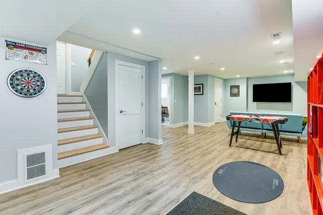 $6,500 | 4727 North Kiona Avenue, Chicago, IL 60630