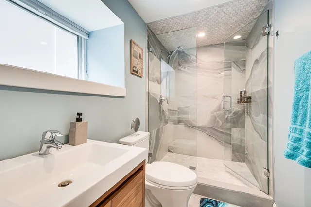 $6,500 | 4727 North Kiona Avenue, Chicago, IL 60630